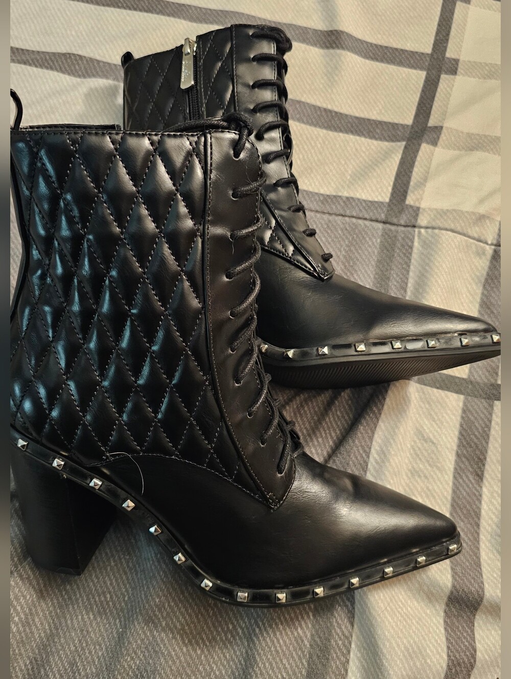 Charles Charles David Black Boots Size 7.5